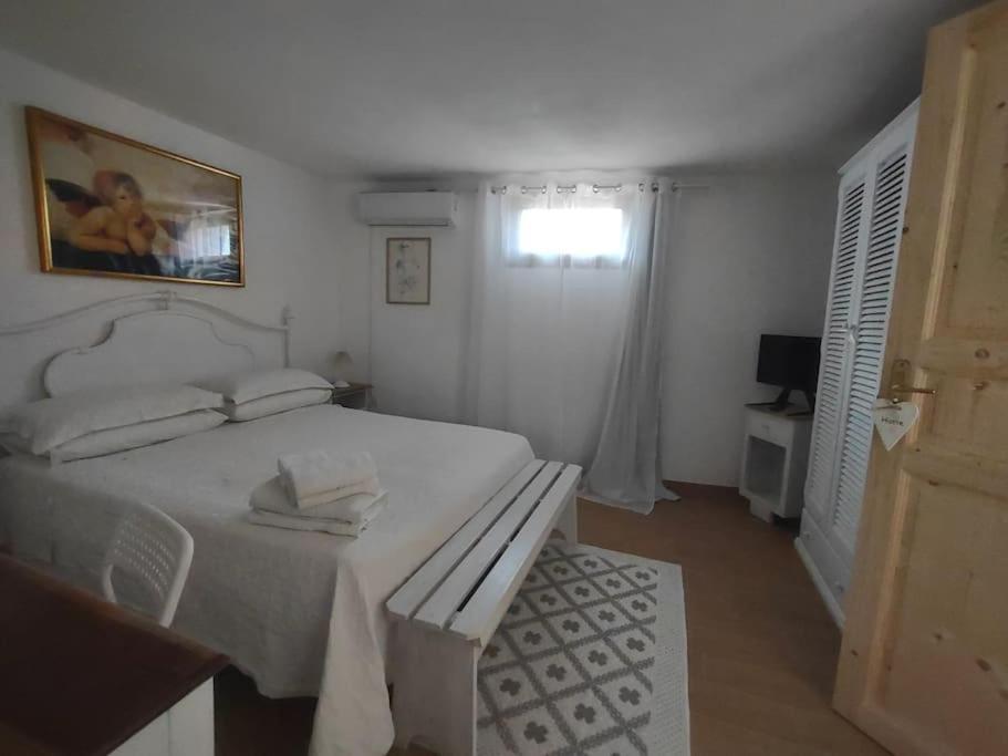 Camera Sole Olbia Bagian luar foto